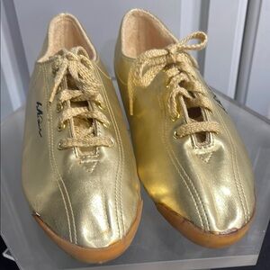 LA Gear Metallic Gold Athletic Shoes, 80’s Dead Stock Sneakers Size 8.5 Lace up